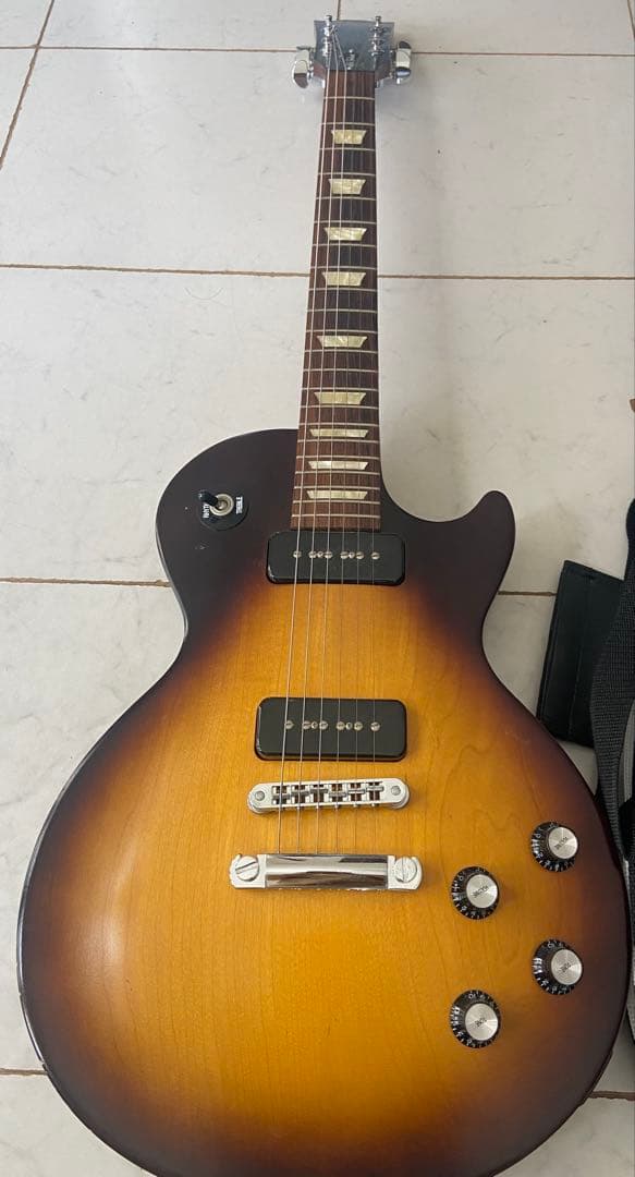 マ*ナ様 Gibson Les Paul 50's Tribute ギブソン レ