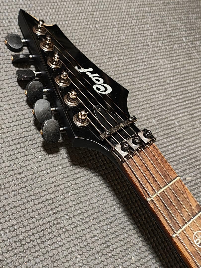 Cort EVL-X5/美品 専用ケース付