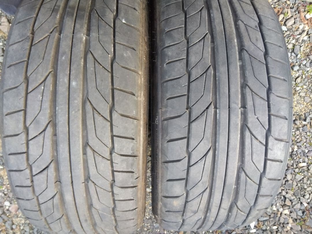 ◤ジャック◢ニットー NT555G2 225/35R20 90W 2本