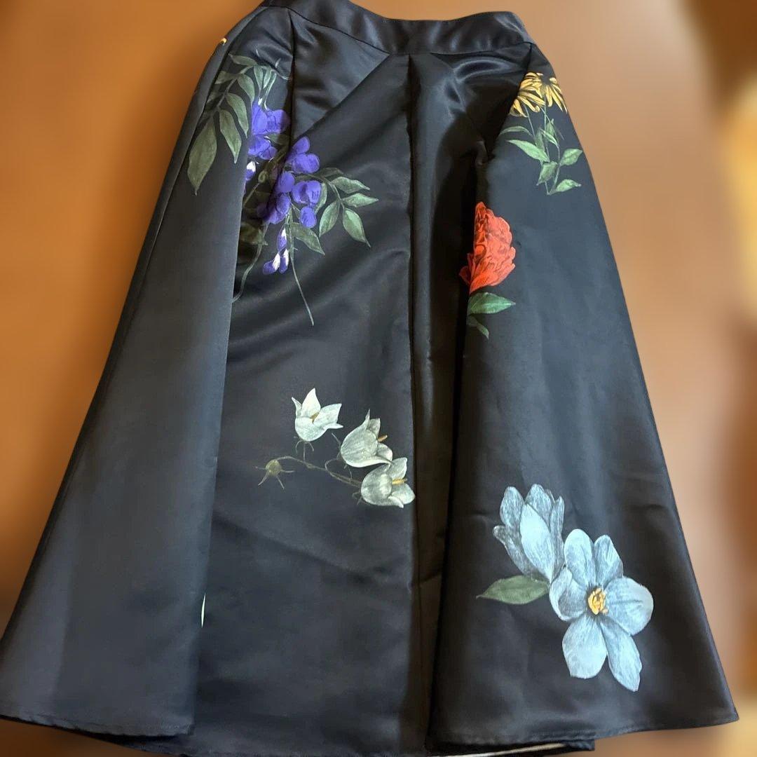 極美品⭐︎Ameri フラワープリント フレアスカート