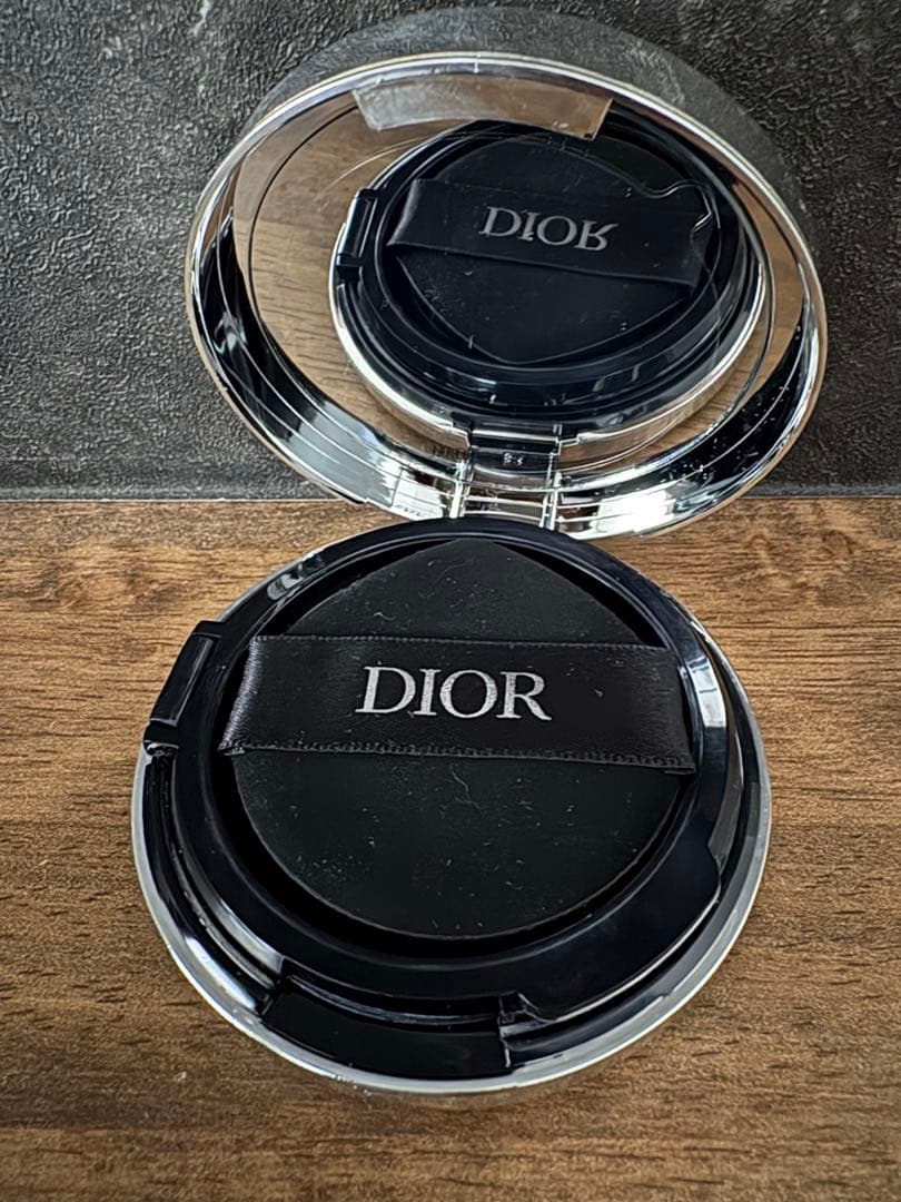 DIOR FOREVER クッションファンデーション 2N