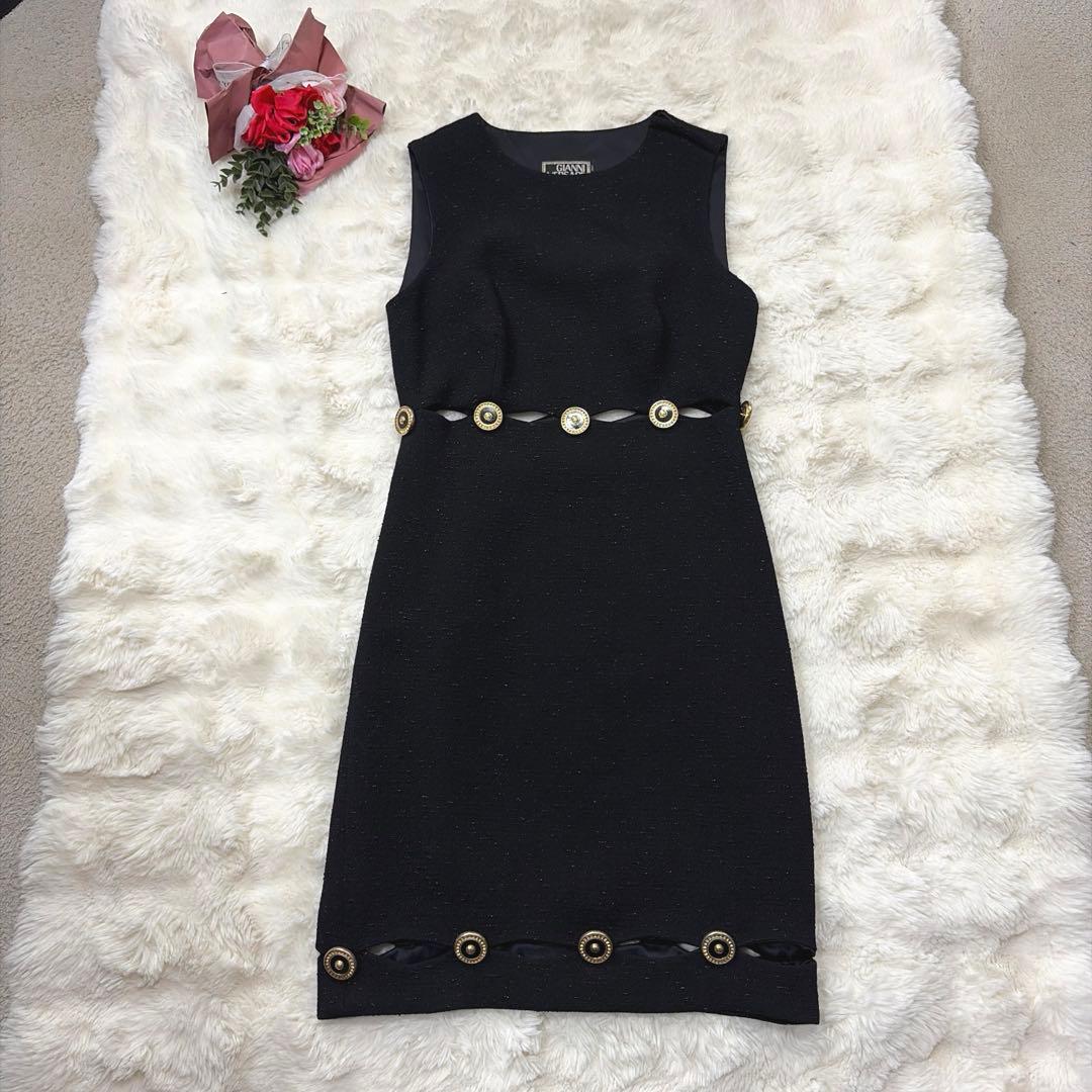 GIANNI VERSACH ヴェルサーチ メデューサ ゴールド ワンピース