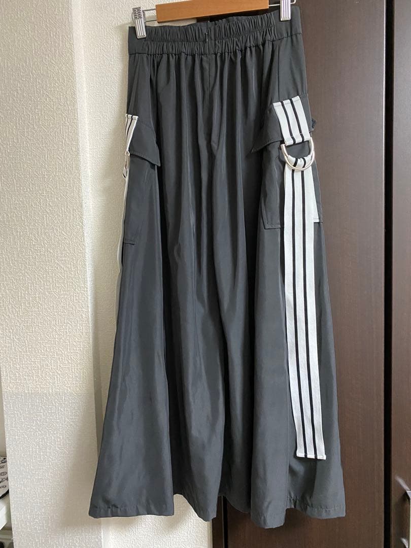 新品Dignite collierスカート