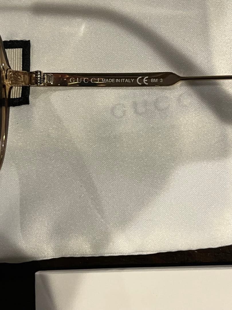 d*7様 ミケーレGUCCI サングラスベージュゴールド　インターロッキングシェ