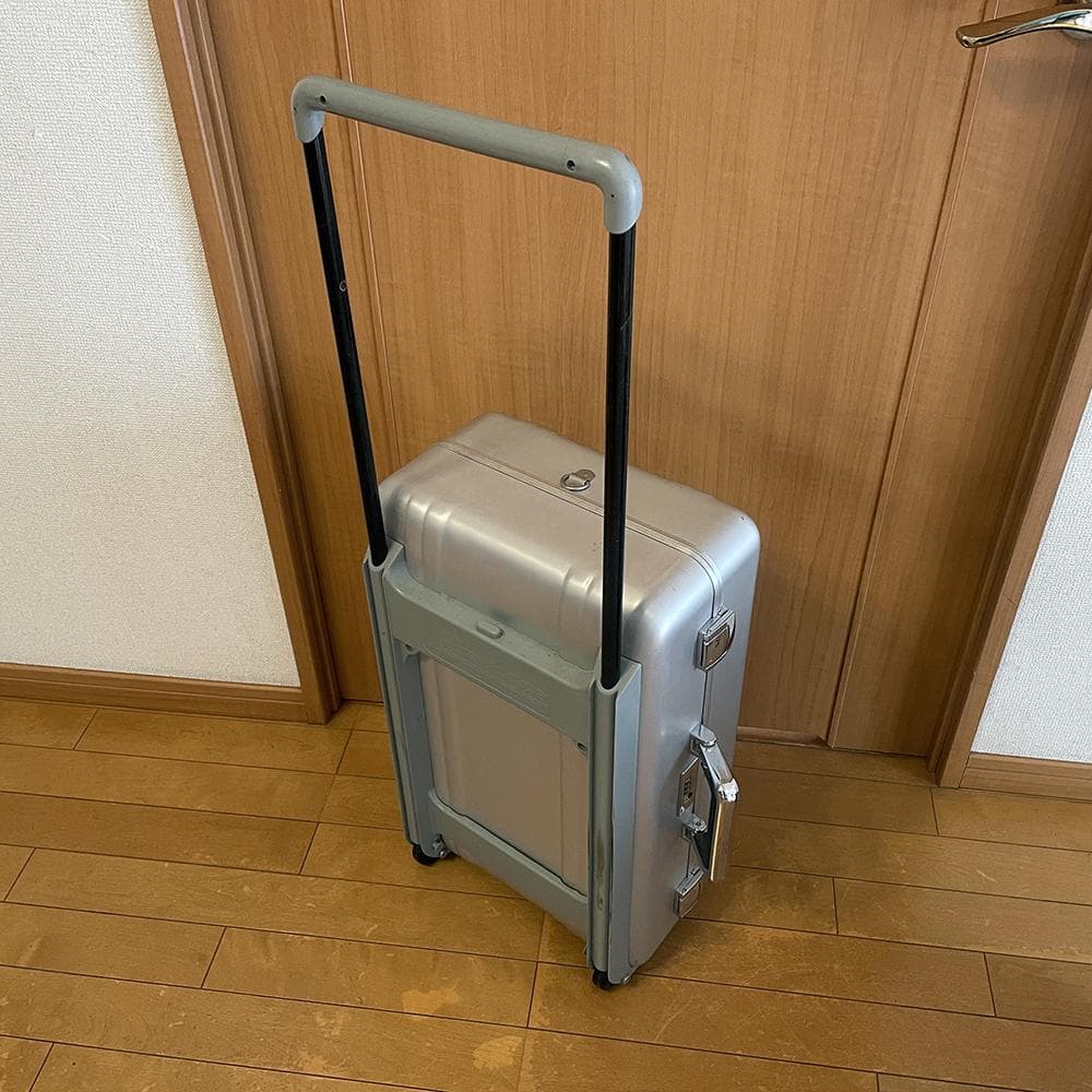 ガ*ン様 ゼロハリバートン スーツケース ゼローラ アルミ 2輪