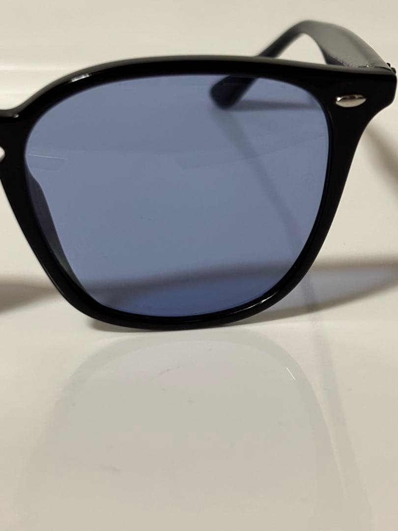 ★ほぼ未使用★RB4258-F 601/80★大人気モデル★RayBan