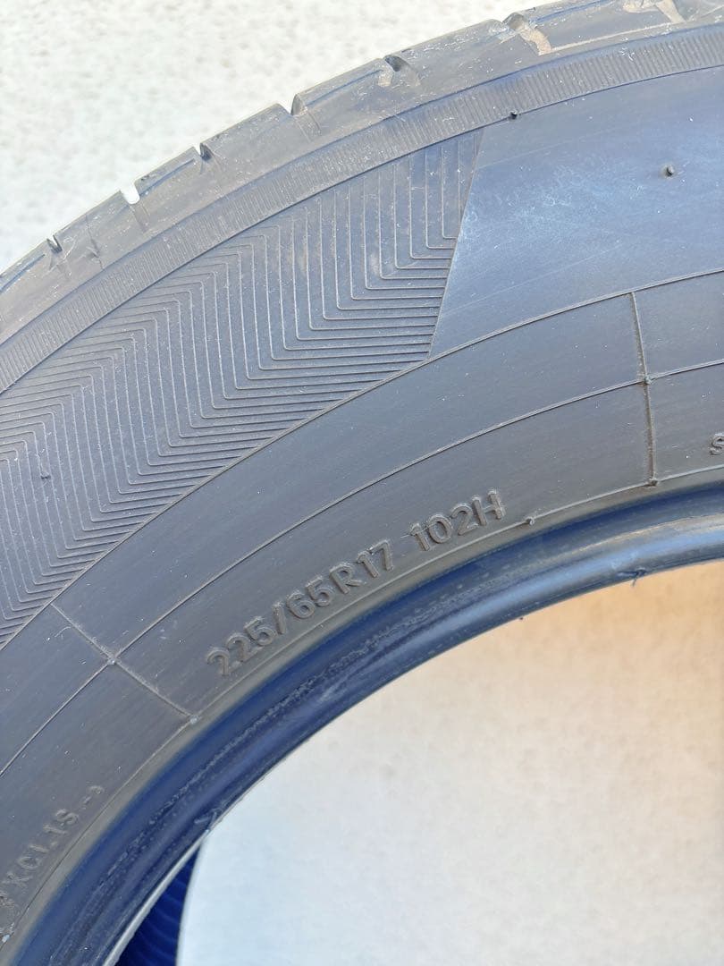 ①【送料込み】TOYO TIRES 225/65R17 24年製　夏タイヤ