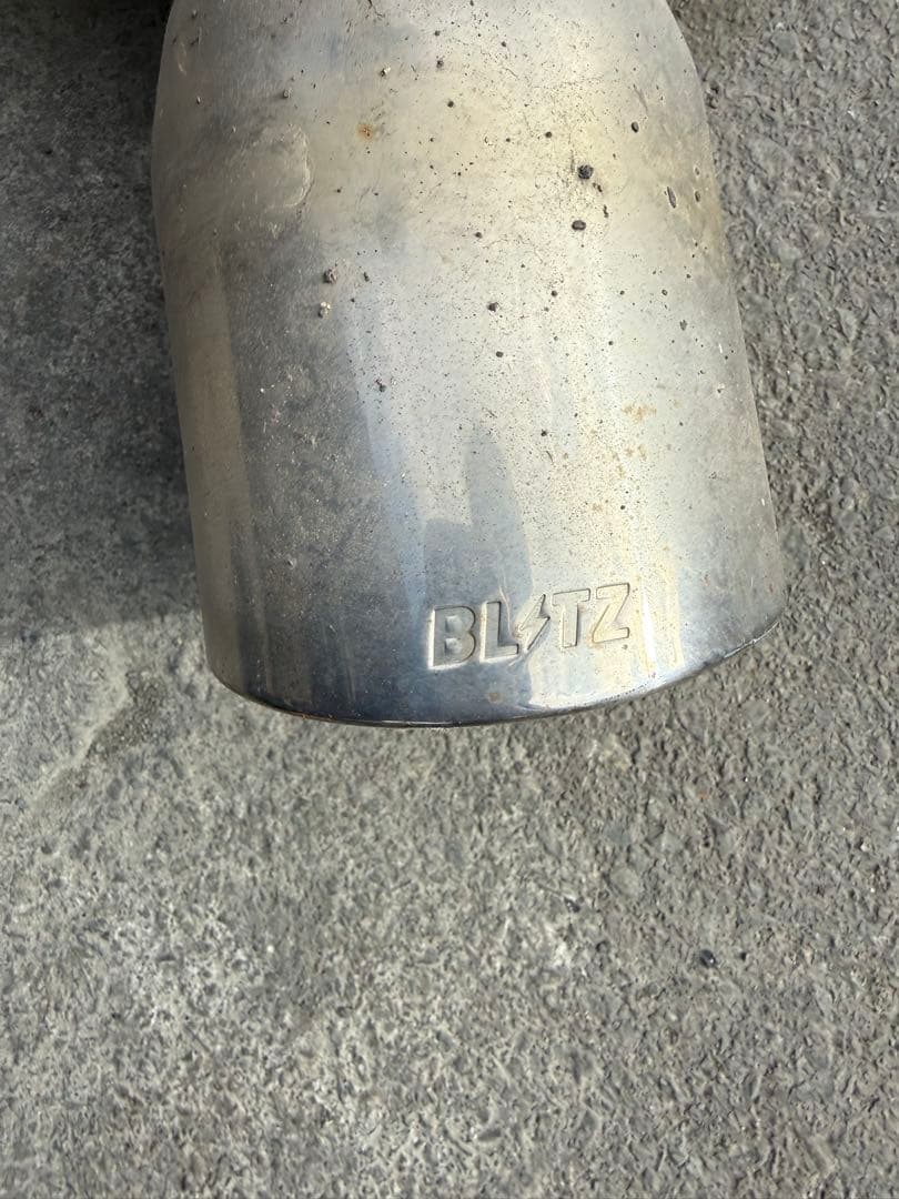 アルテッツァ　GXE10 BLITZリアマフラー