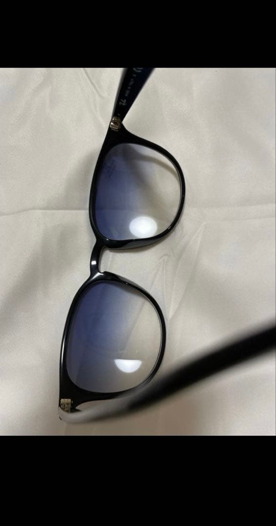 セ*ル様 じ*い様 Ray-Ban レイバン　RB4259-F サングラス　ブラ