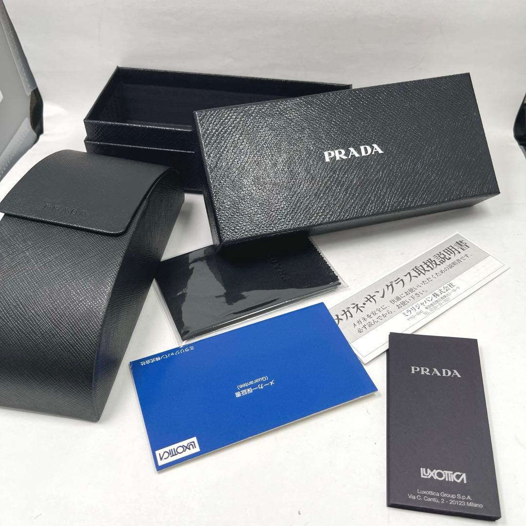 【極美品】プラダ　サングラス　三角ロゴ　ブラック　希少　入手困難