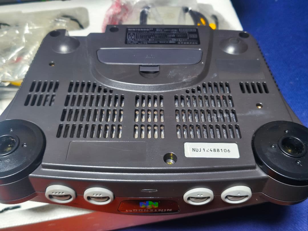任天堂 Nintendo 64 本体 箱付