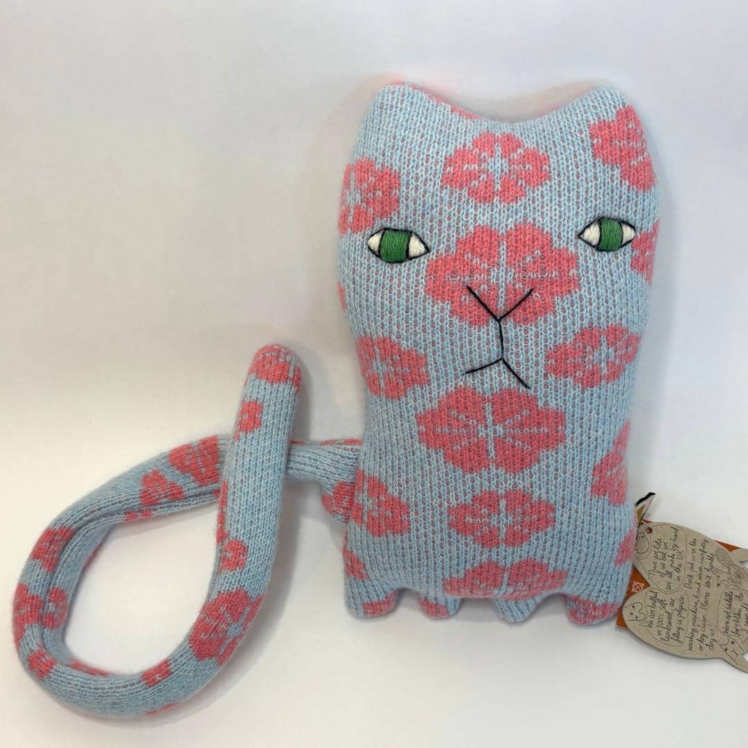 ドナ・ウィルソン　Donna Wilson 春のねこ・ブロッサム　編みぐるみ
