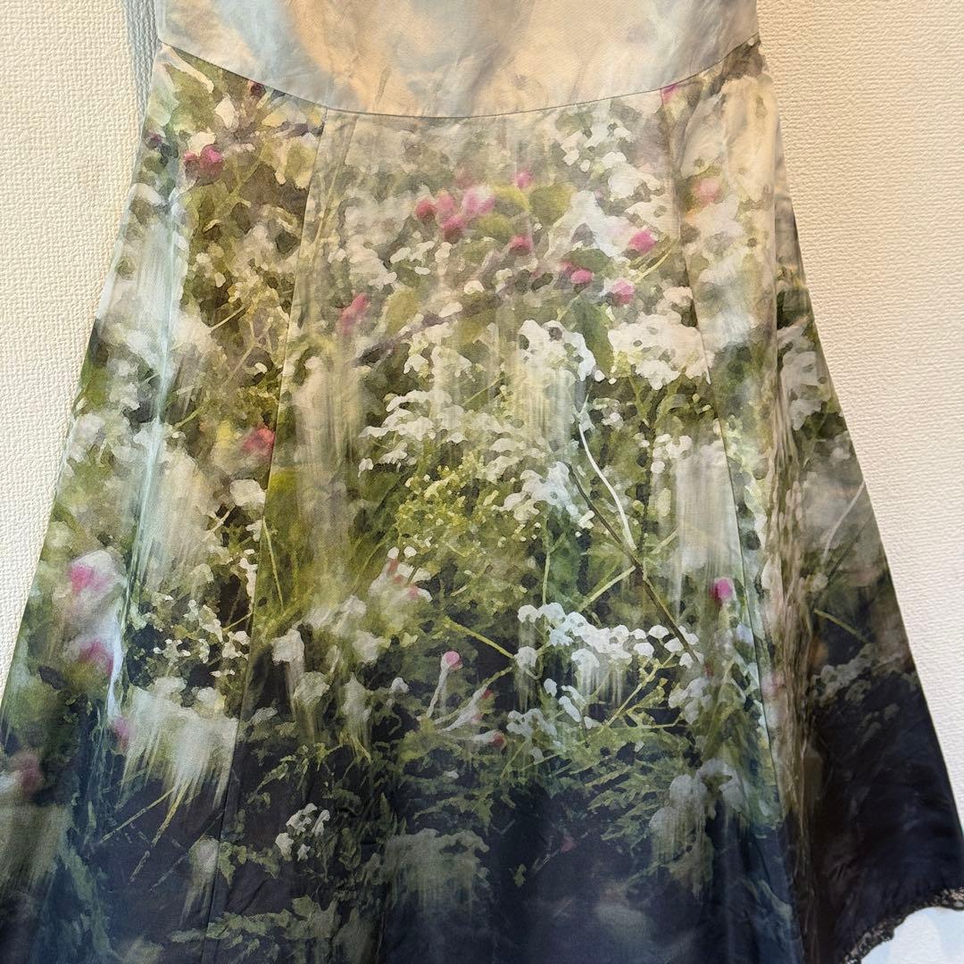 VALENTINO 花柄プリント ノースリーブ ひざ丈ワンピース