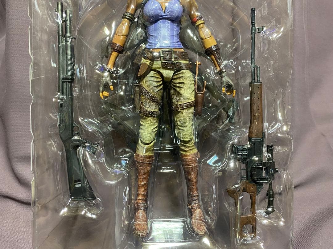 値下げしました！バイオハザード　プレイアーツ改　シェバ・アローマ