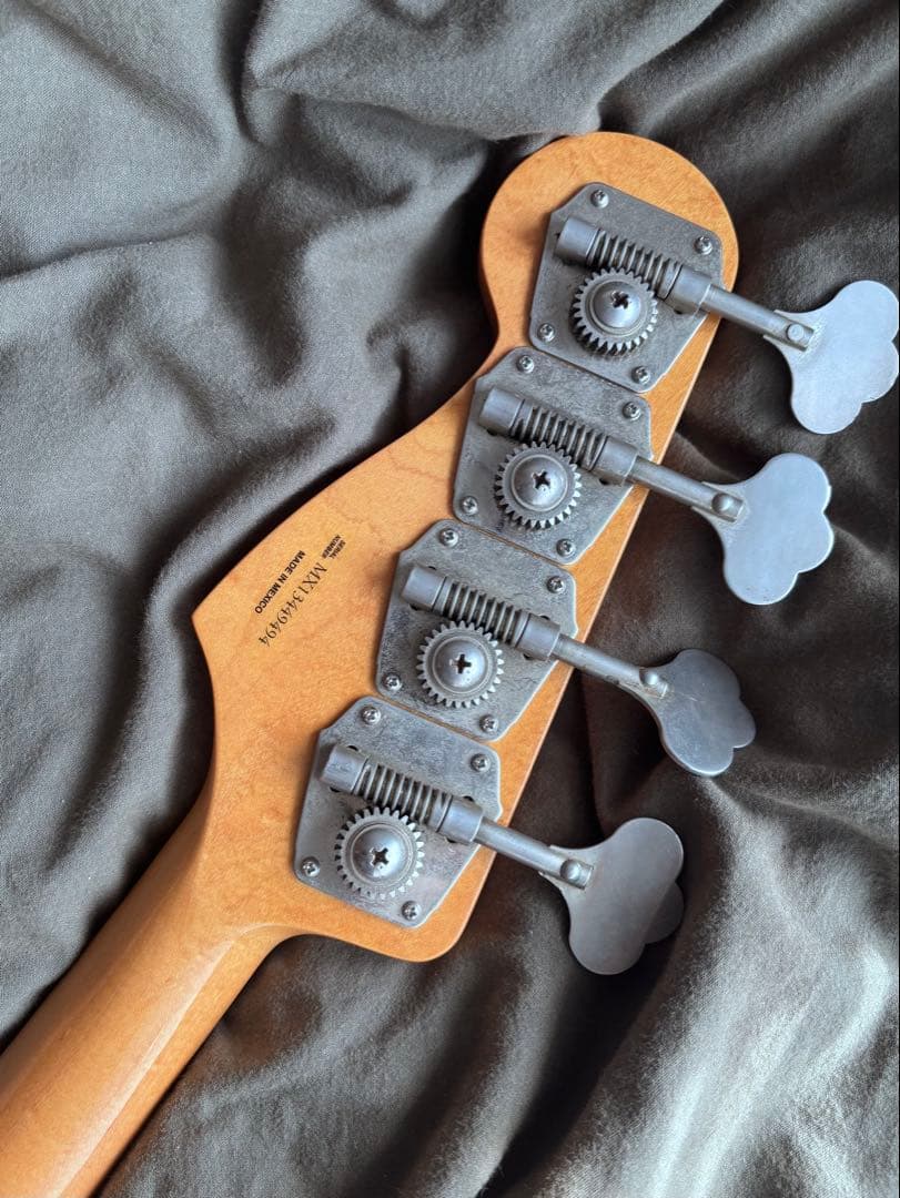 ベース Fender Jazz bass MEX 60's classic series