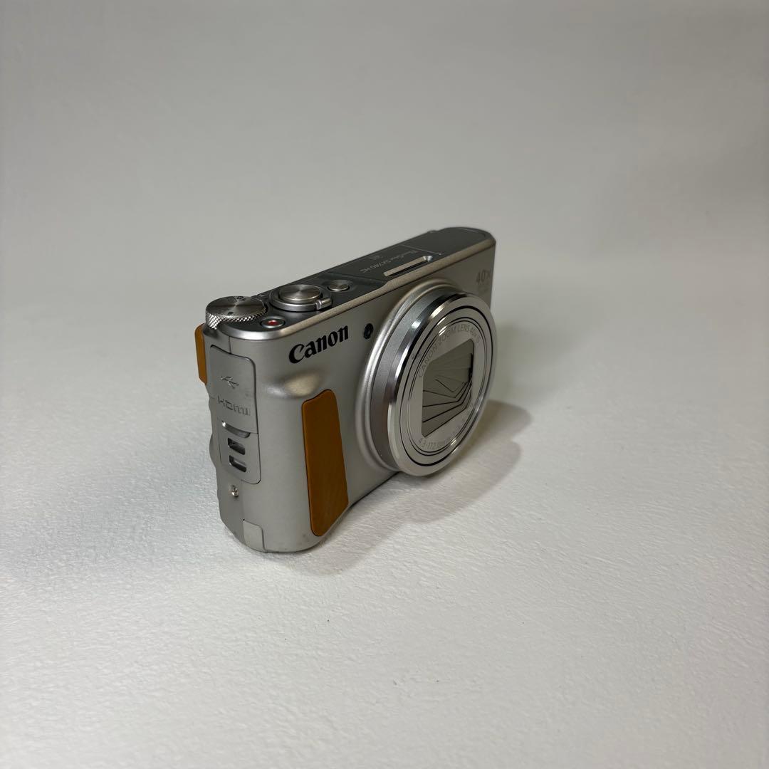 美品 Canon PowerShot SX740 HS シルバー