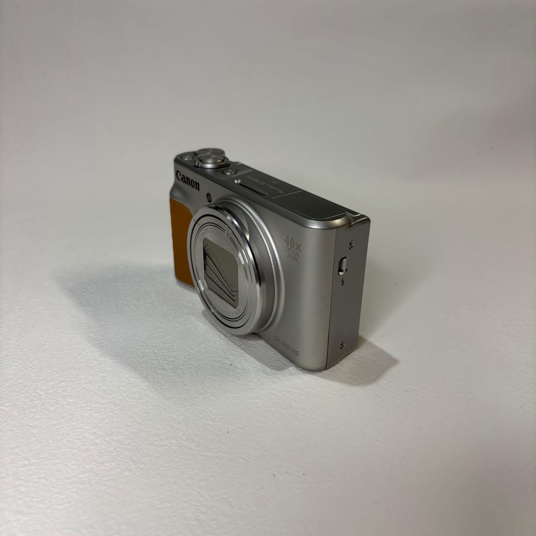 美品 Canon PowerShot SX740 HS シルバー