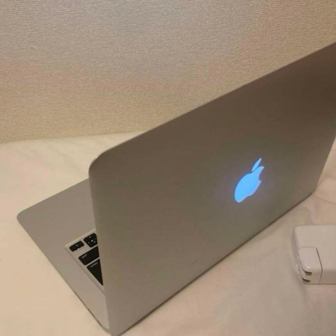 美品:MacBook Air 13インチ シルバー 充電器付き