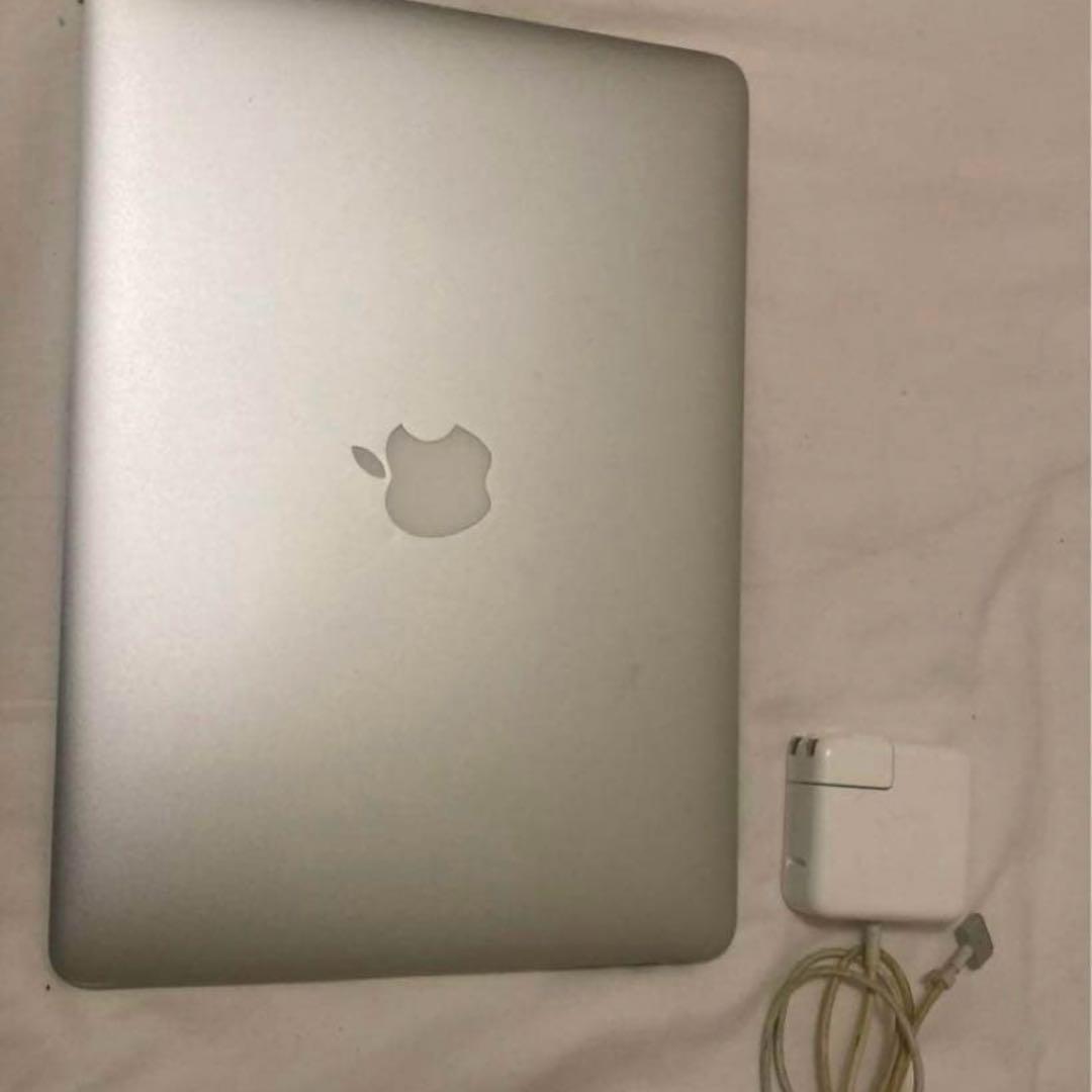 美品:MacBook Air 13インチ シルバー 充電器付き