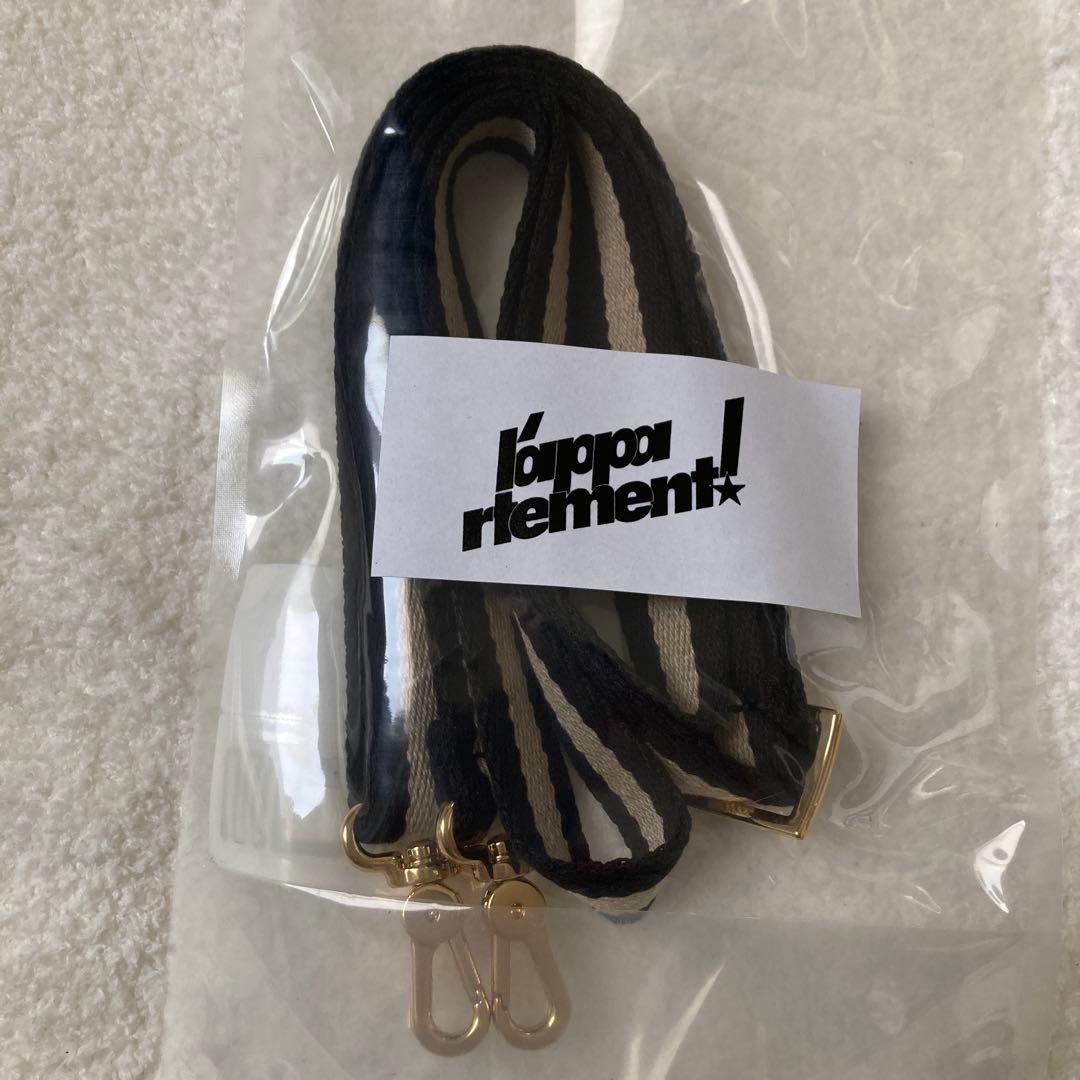 Ⓜ*︎様 l'arpaplement! フォンストラップホルダー クロとシートの