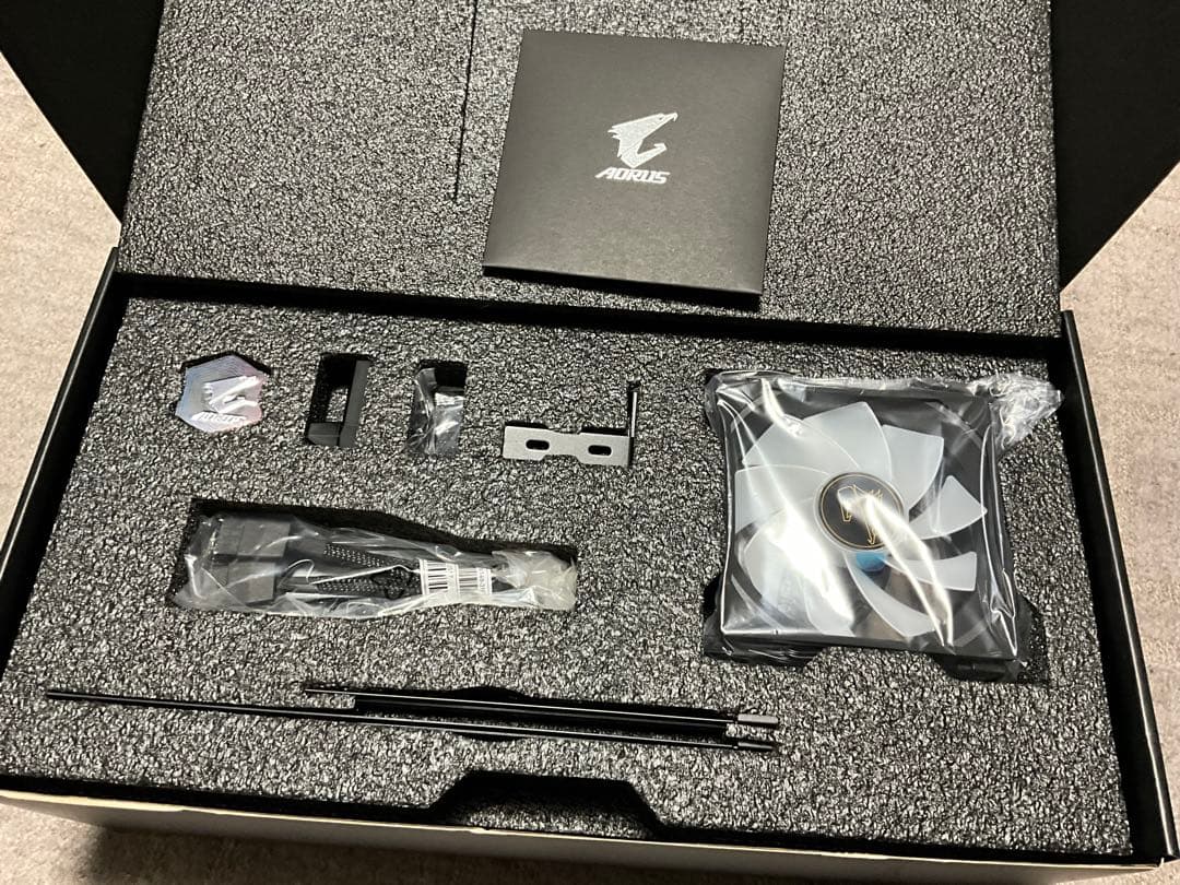 グラフィックボード・グラボ・ビデオカード GeForce RTX 5090 AORUS MASTER GIGABYTE