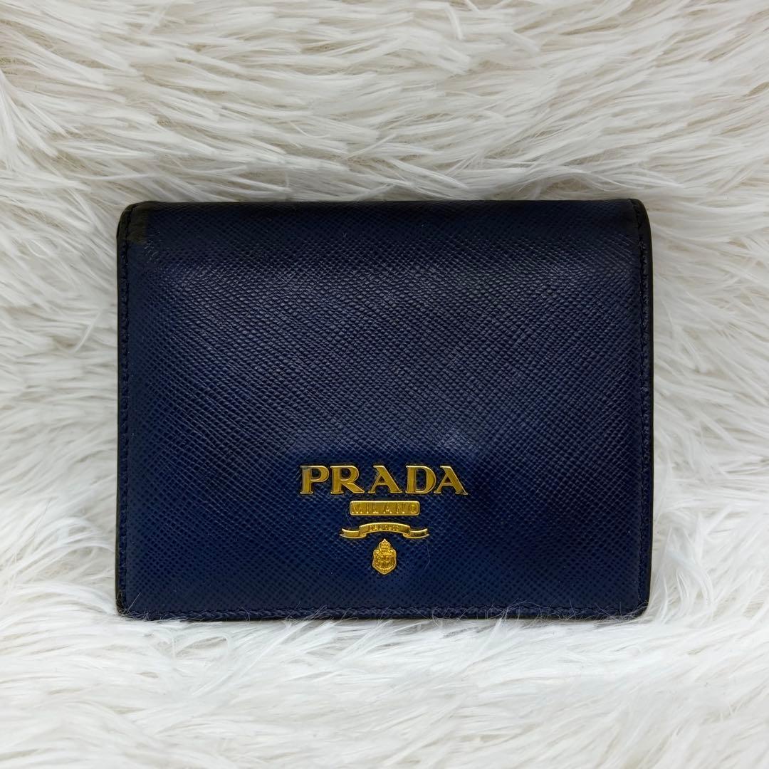美品✨️プラダ 二つ折り財布 レザー サフィアーノ ゴールド金具 ネイビー
