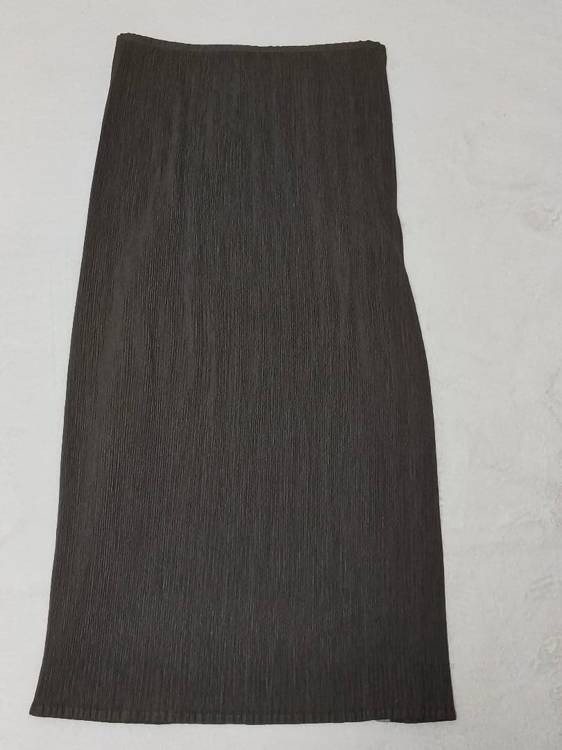 ISSEY MIYAKE　ロングスカート　レイヤード　グレー　２