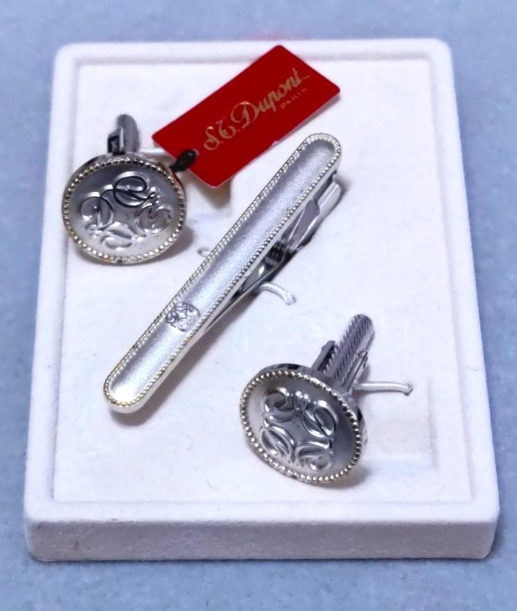 S.T Duponデュポン SILVER925タイピン、カフス箱付き　40951