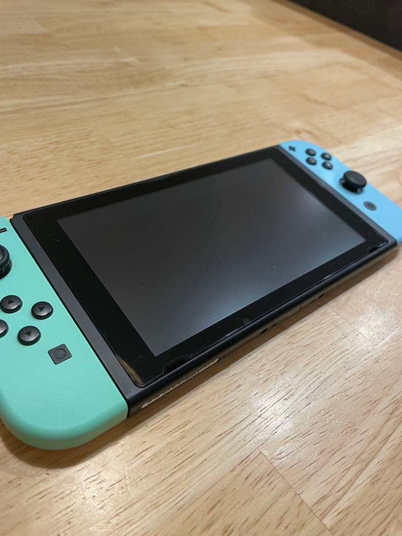 【最終値下げ】【付属品完備＋周辺機器3点付き】Nintendo Switch本体