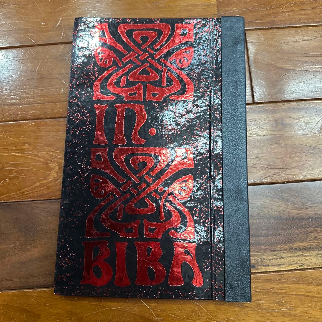アート・デザイン・音楽 IN BIBA DELSIA HOWARD