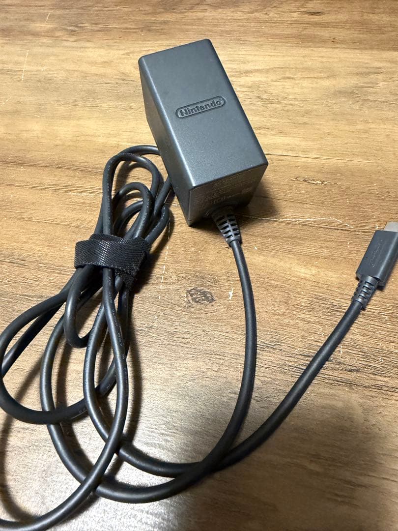 Nintendo Switch 本体のみ(ドック、周辺機器付き)