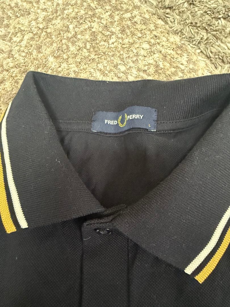 FRED PERRY ツインテップラインワンポイントロゴ刺繍ポロシャツ Lサイズ