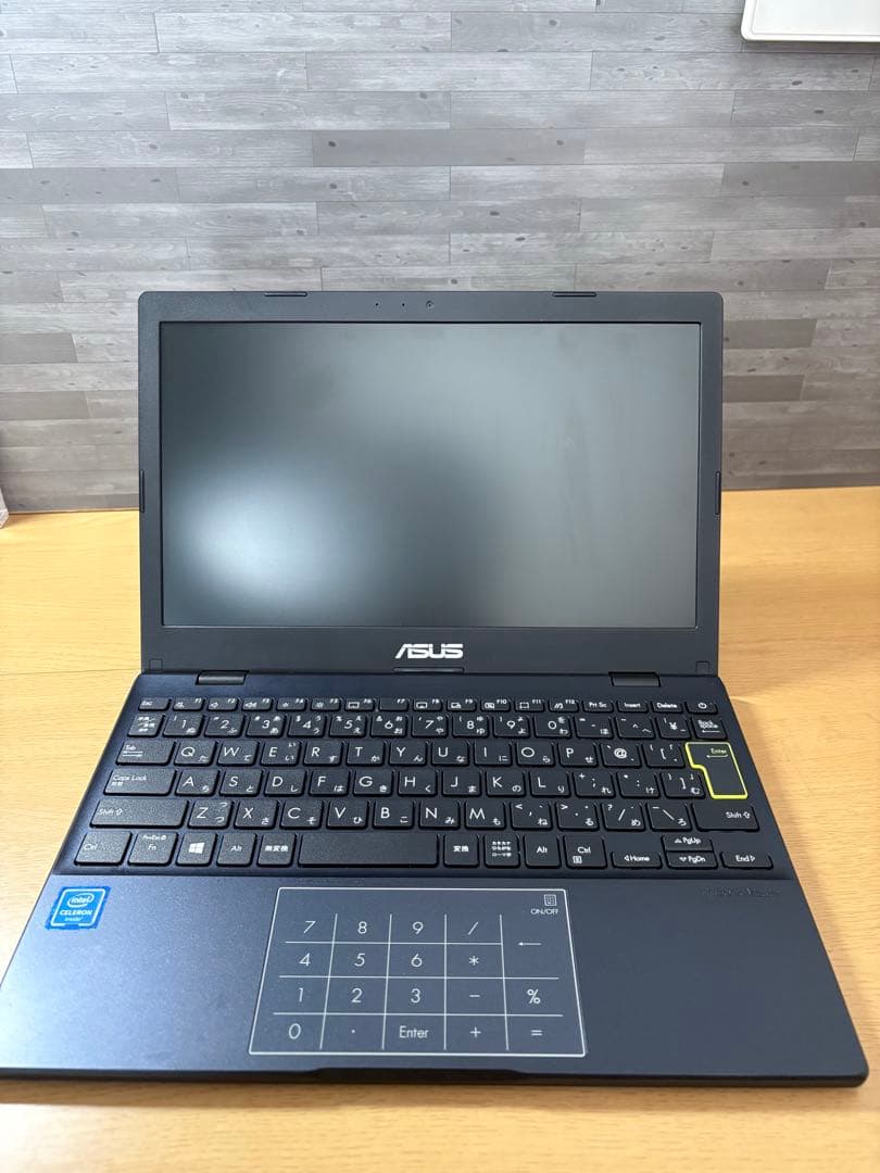 ASUS 11.6インチノートPC 【Windows11対応】