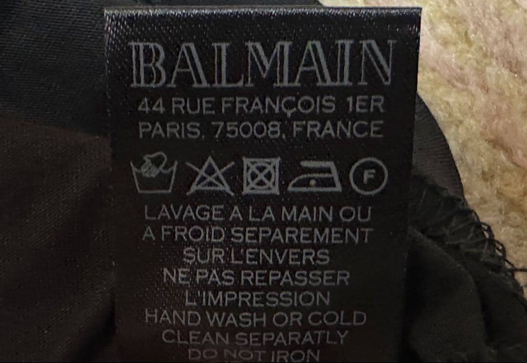 引*中様 【新品タグ付】BALMAIN バルマン ロゴテープ Tシャツ M ブラ