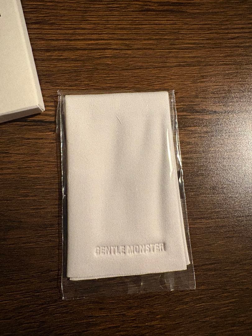 GENTLE MONSTER ROSY.S ブラックサングラス