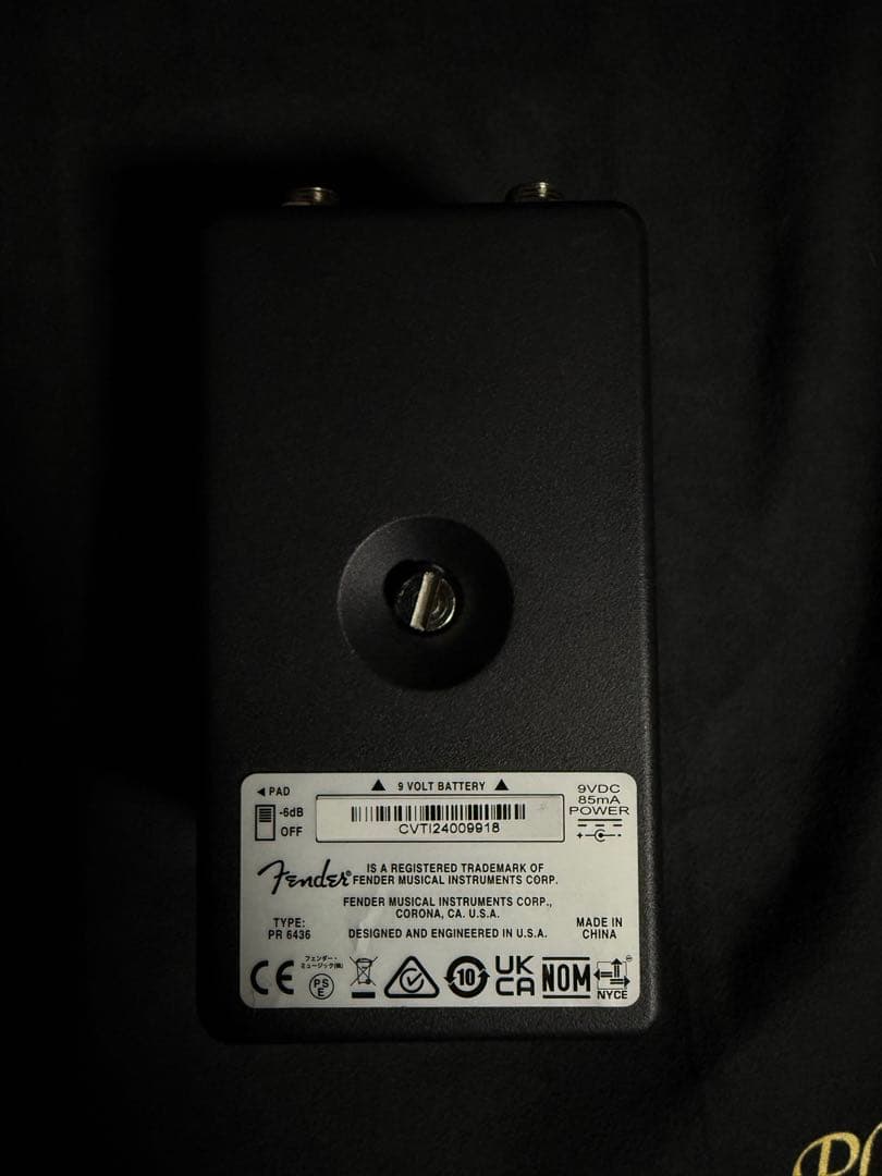にゃ　　Fender BASSMAN COMP ベースエフェクター