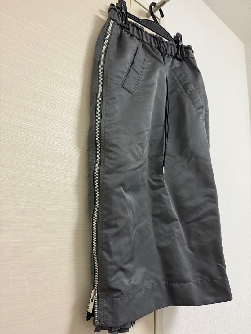 ア*オ様 週末限定SALE！【美品】sacai ナイロン ツイル スカート