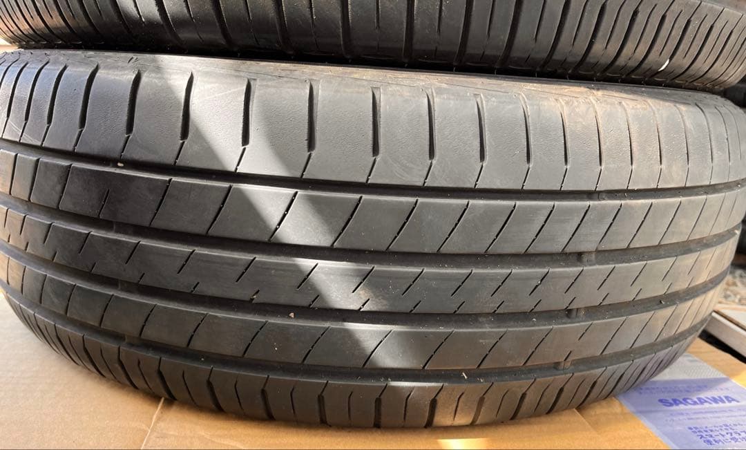 205/60R16 ダンロップ　②