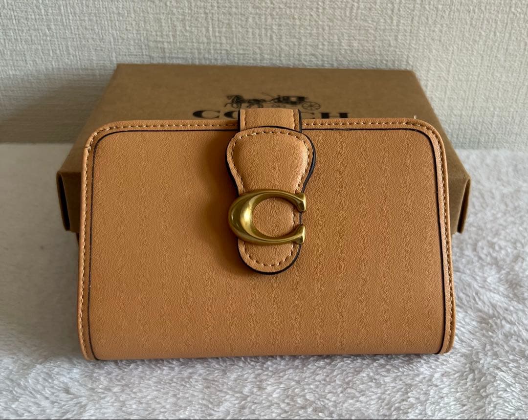 ❣️セール中❣️COACH タビー ミディアム ウォレット 二つ折り財布 タン系