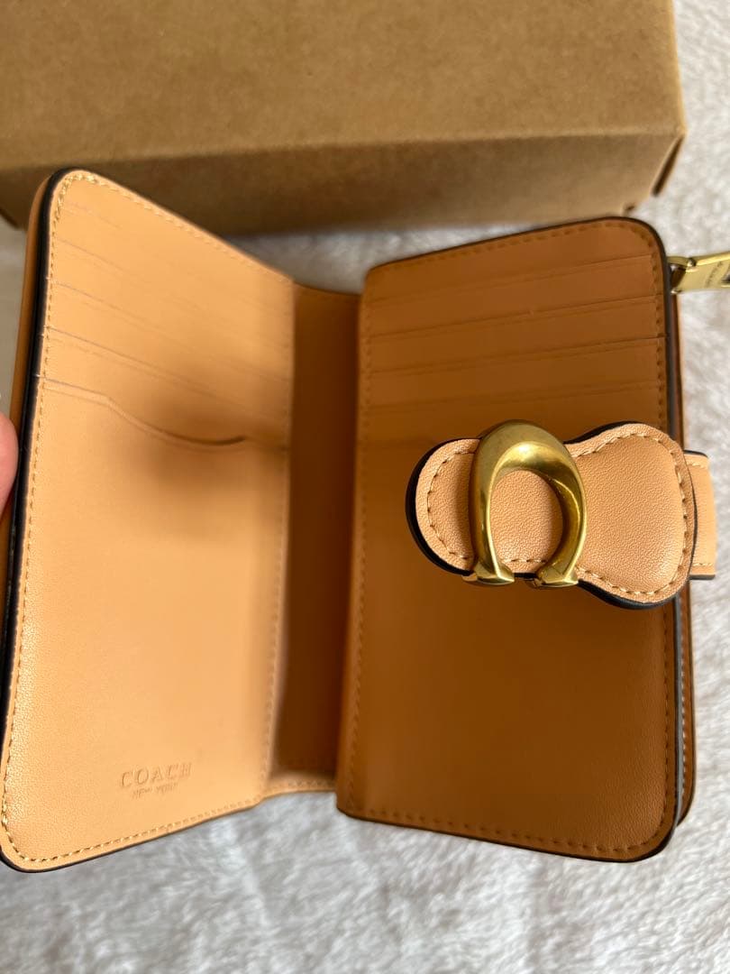 ❣️セール中❣️COACH タビー ミディアム ウォレット 二つ折り財布 タン系
