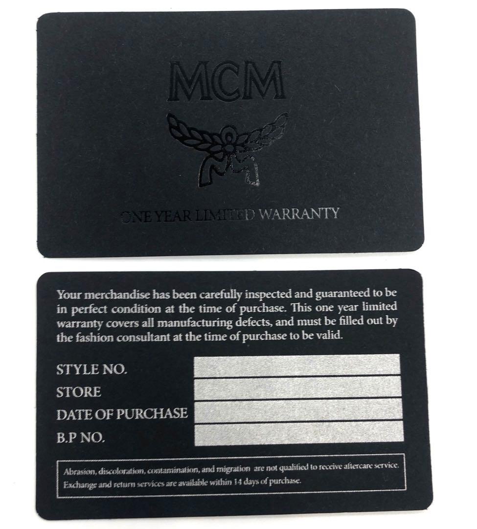 未使用級✨MCM エムシーエム レザー　2つ折り財布