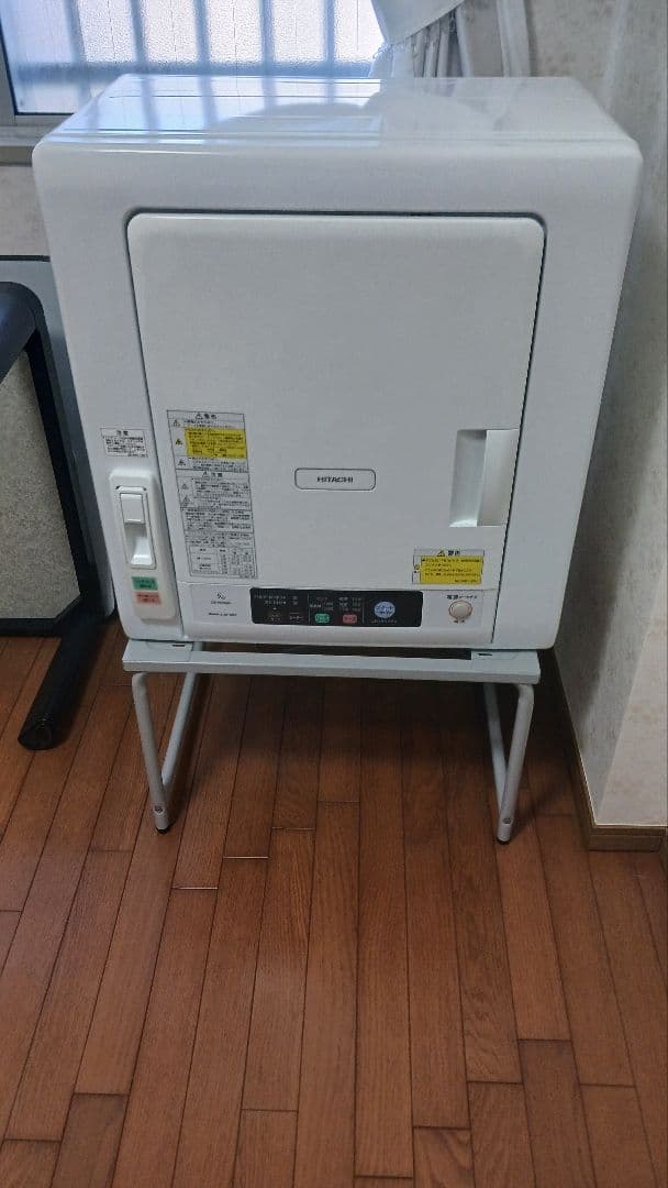 日立 乾燥機 DE-N50WV 5kg 台付き、東京都東大和市 引取り限定です