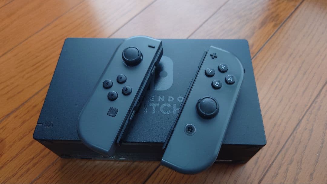 にこまる★Nintendo Switch本体★ケース★任天堂★スイッチ