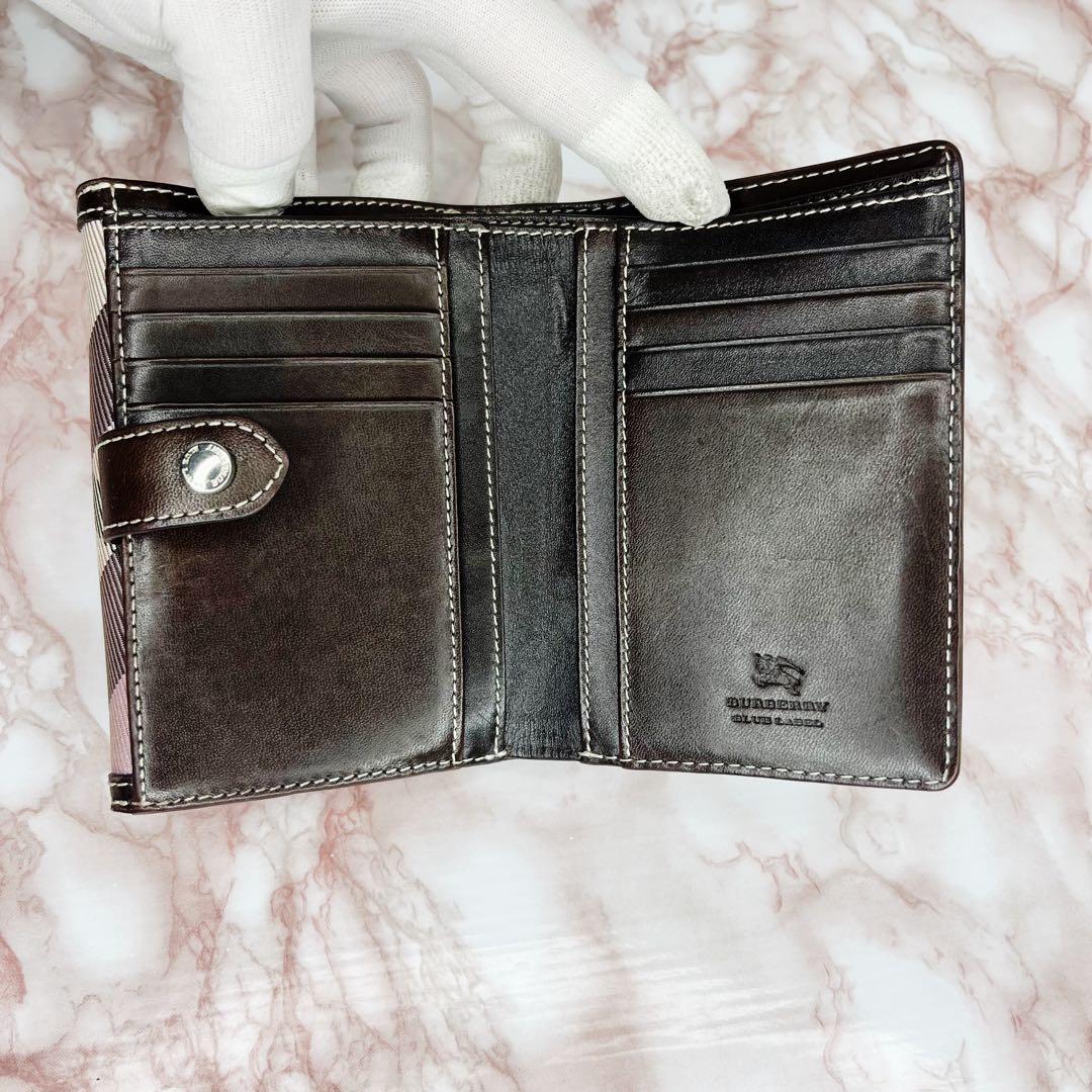 【未使用級品】BURBERRY 二つ折り財布　折り財布