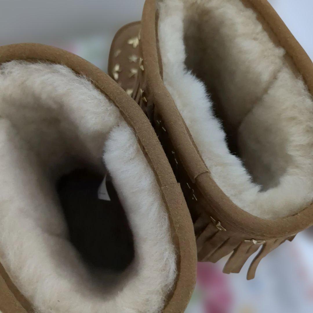 UGG×JIMMY CHOOコラボ■星 スタッズ付 ムートンブーツ■アグ スター