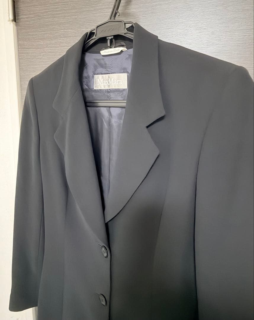 美品 最高級 Max Mara マックスマーラ　テーラードジャケット黒