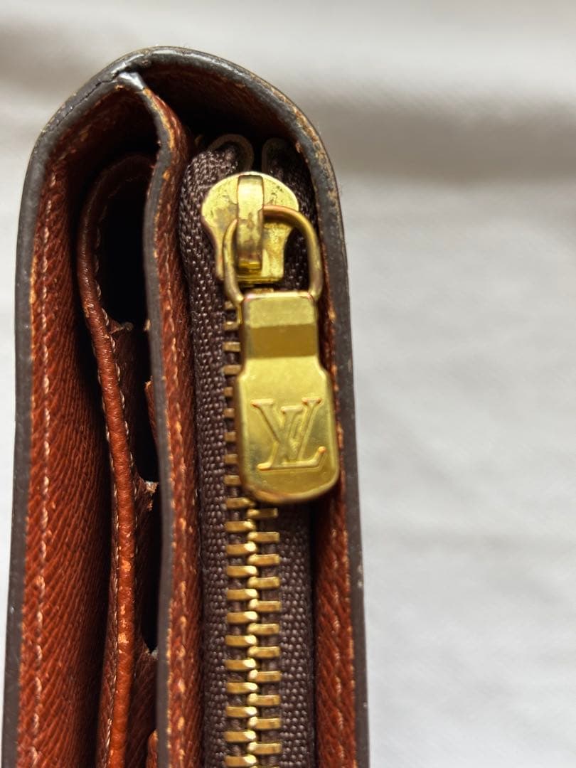 Louis Vuitton 二つ折り財布 モノグラム