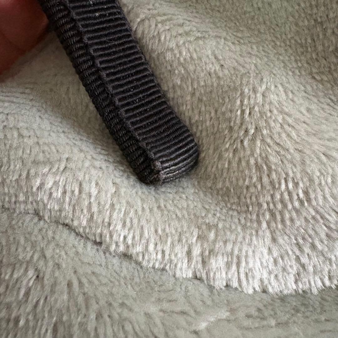 美品✨️Ferragamo カチューシャ ヘアバンド ヴァラリボン 黒