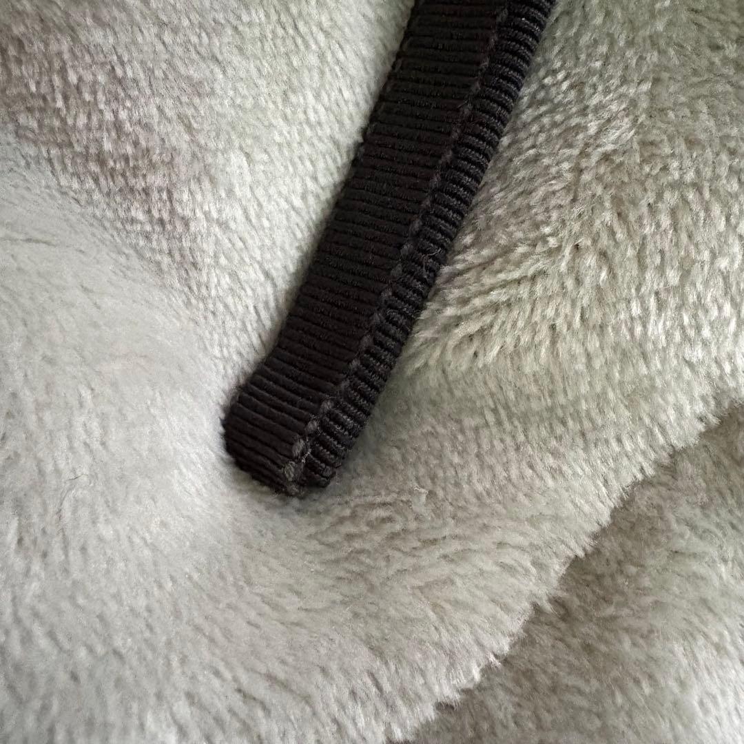 美品✨️Ferragamo カチューシャ ヘアバンド ヴァラリボン 黒
