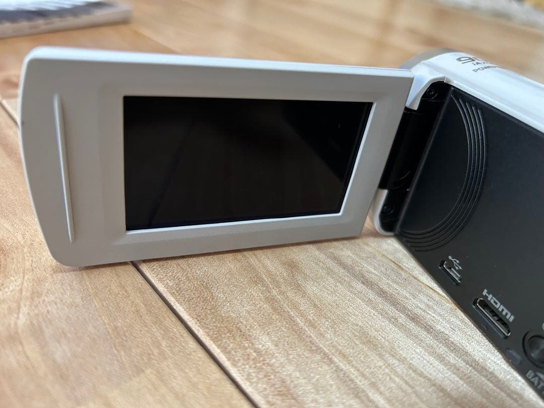 Panasonic HCV320M ビデオカメラ本体　中古